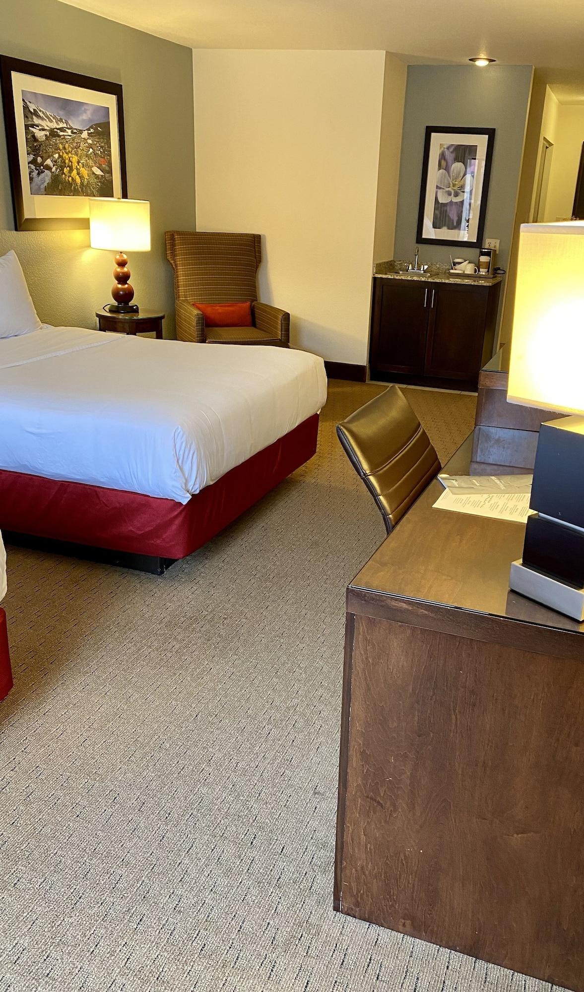 Radisson Hotel Colorado Springs Airport Екстериор снимка