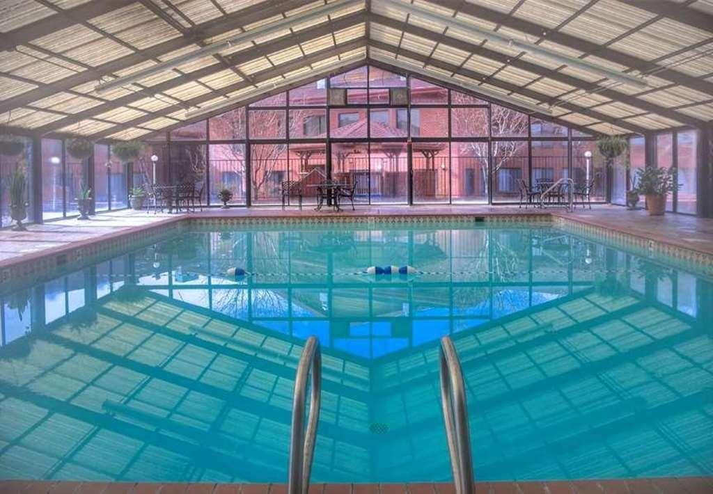 Radisson Hotel Colorado Springs Airport Съоръжения снимка