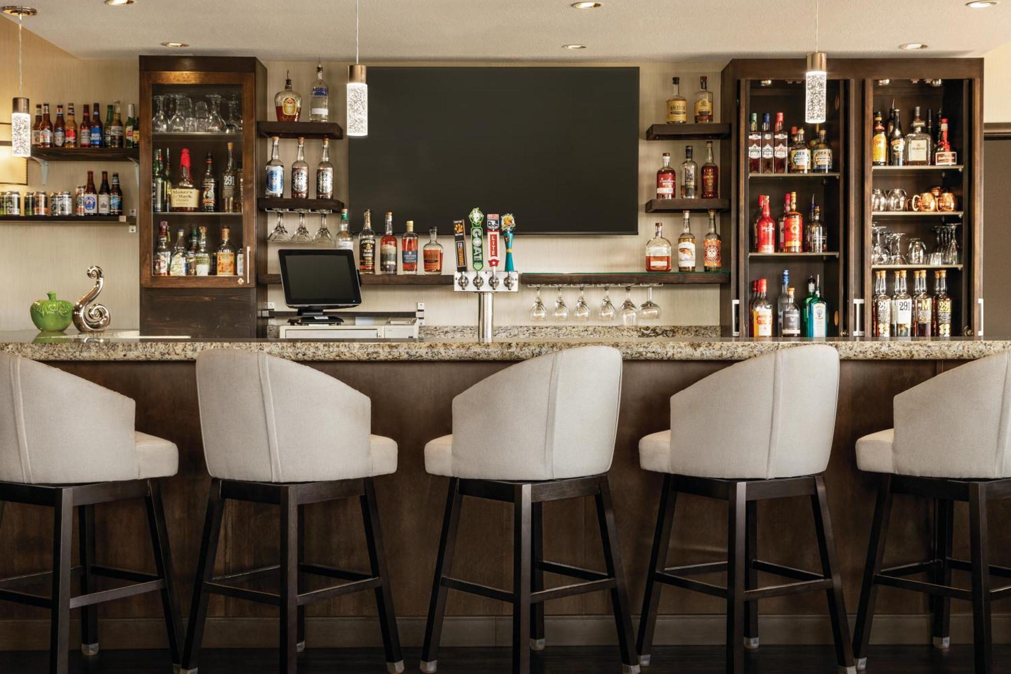Radisson Hotel Colorado Springs Airport Екстериор снимка