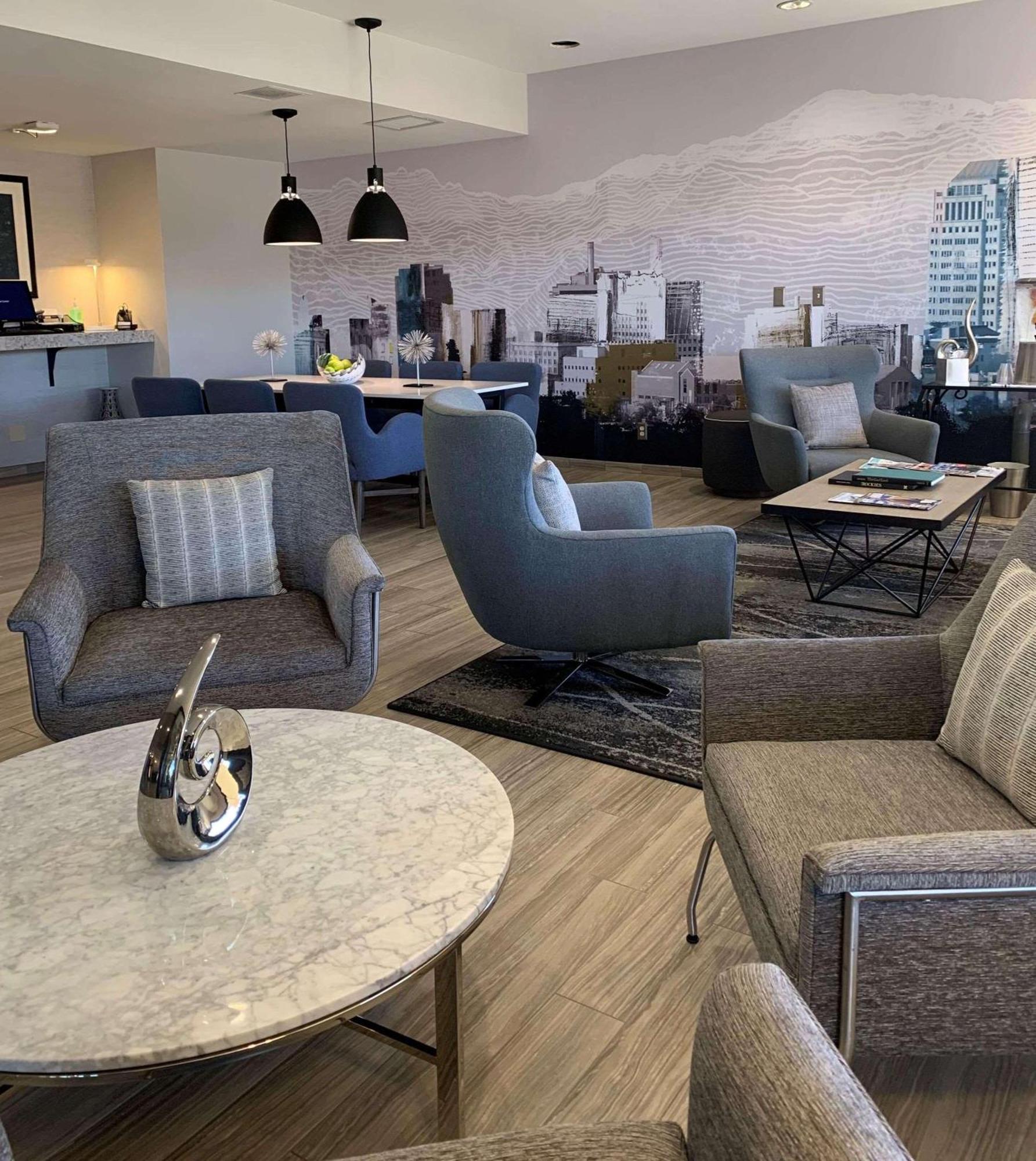 Radisson Hotel Colorado Springs Airport Екстериор снимка